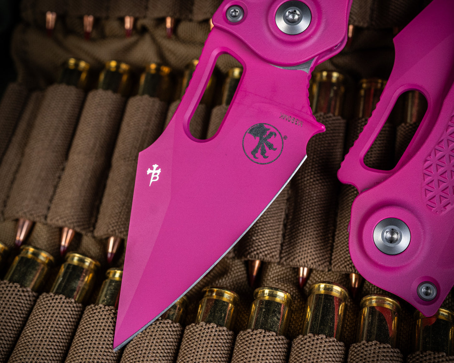 Stitch Auto Pink Cerakote 169-1 PK-X14 3.75" Blade