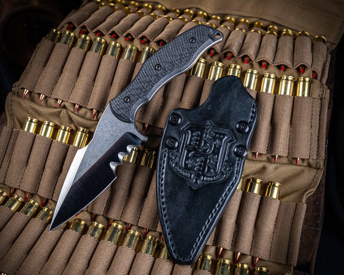 SB1 "Toothy" Fixed Blade Knife 4" Stonewash Blade w/ Carbon Fiber Handle and Black Leather Sheath
