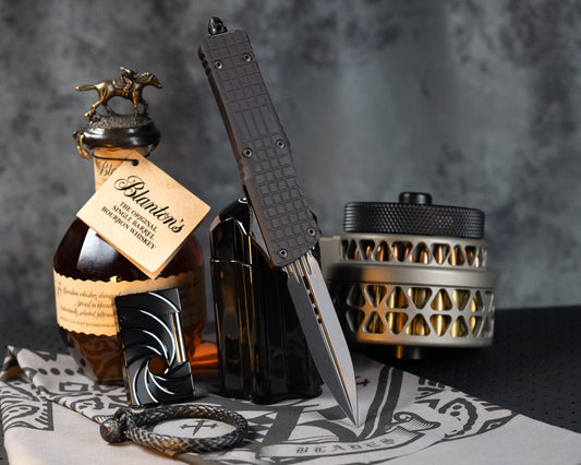 Microtech Combat Troodon D/E Delta Frag 142-1CT-DS Fluted DLC Standard DLC Hardware Nickel Boron Internals Signature Series - RK