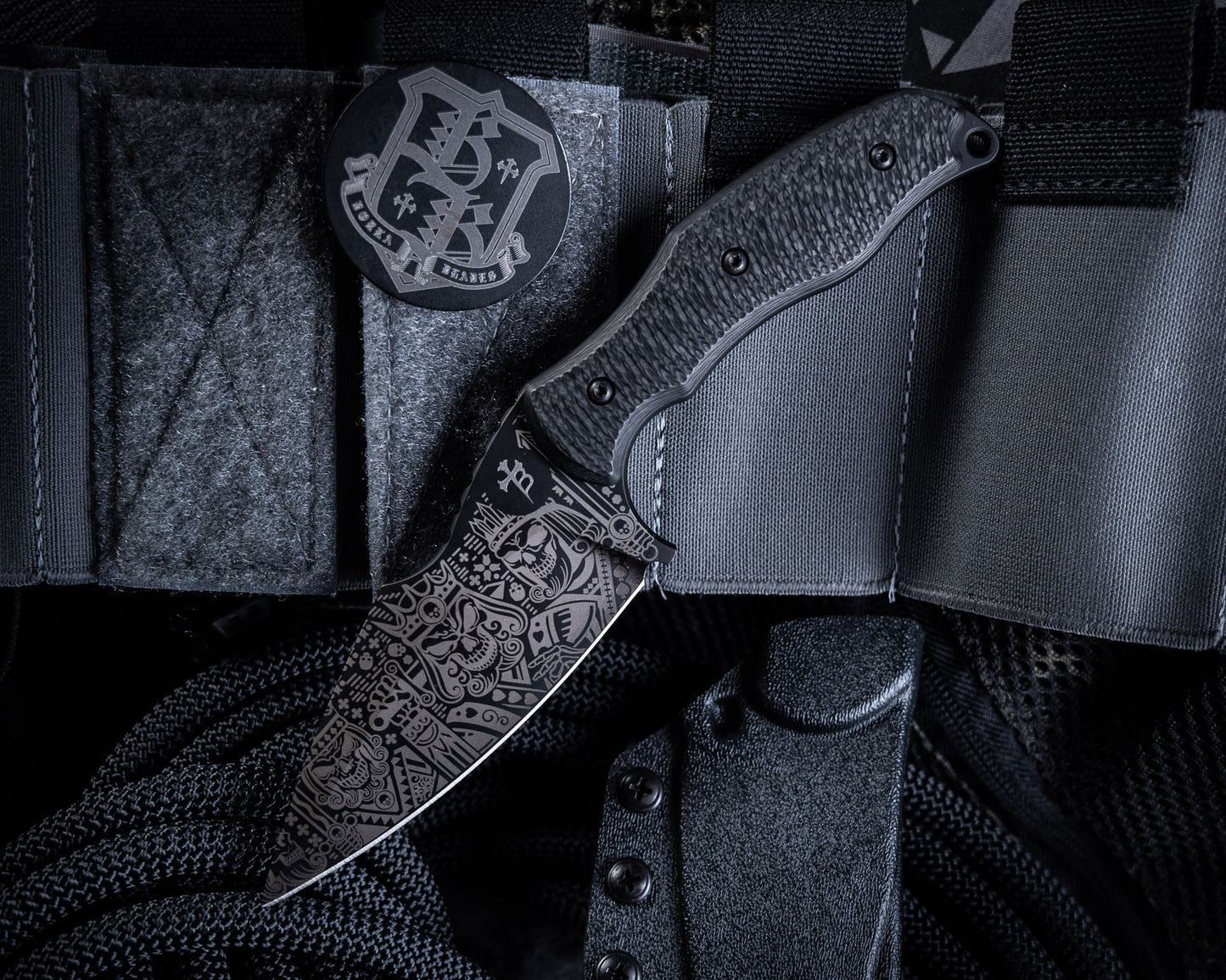 SB1 Kingsmen Black PVD 4" Blade w/ Carbon Fiber Handle