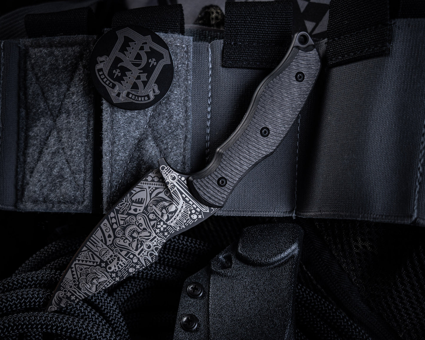 SB1 Kingsmen Black PVD 4" Blade w/ Carbon Fiber Handle