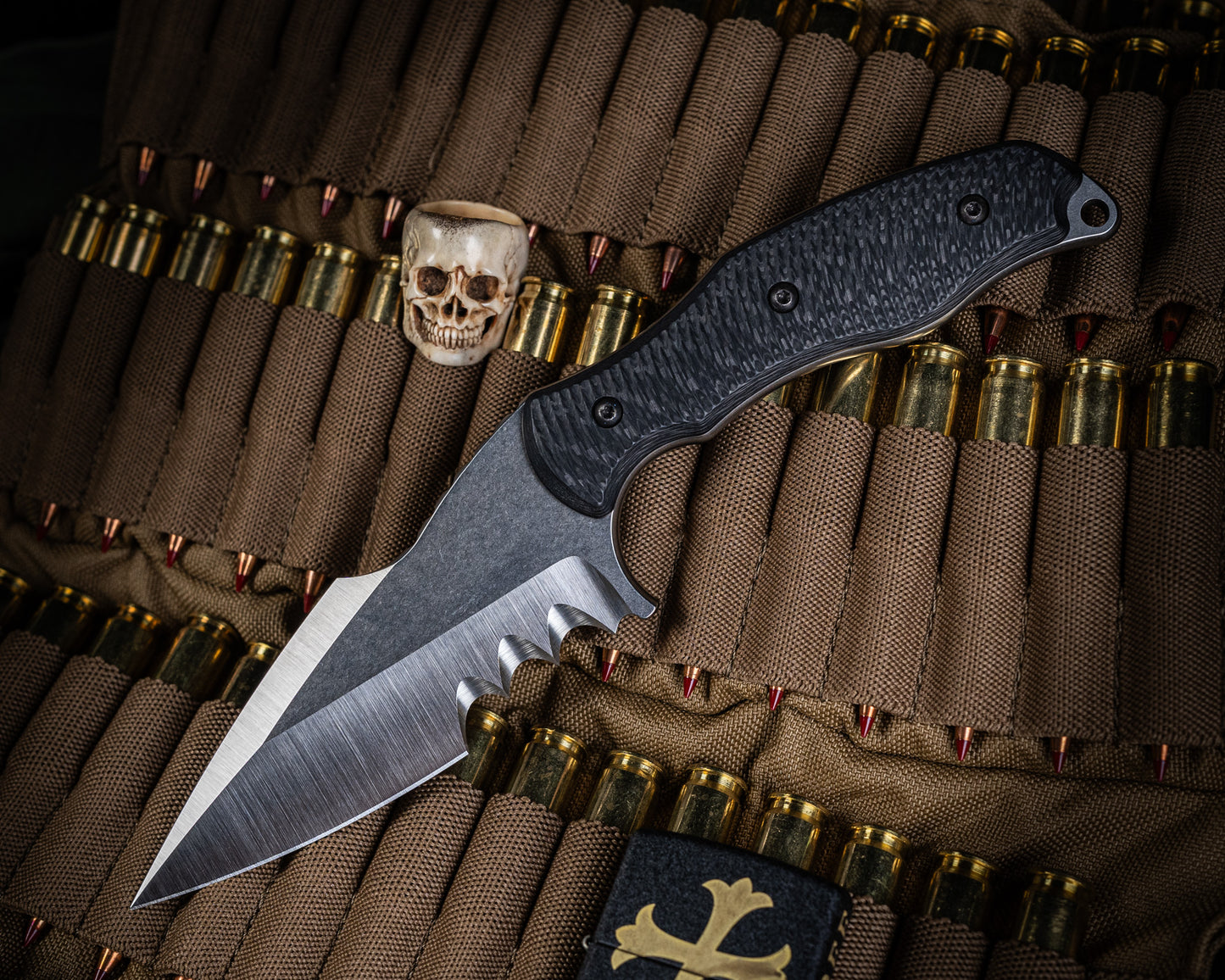 SB1 "Toothy" Fixed Blade Knife 4" Stonewash Blade w/ Carbon Fiber Handle