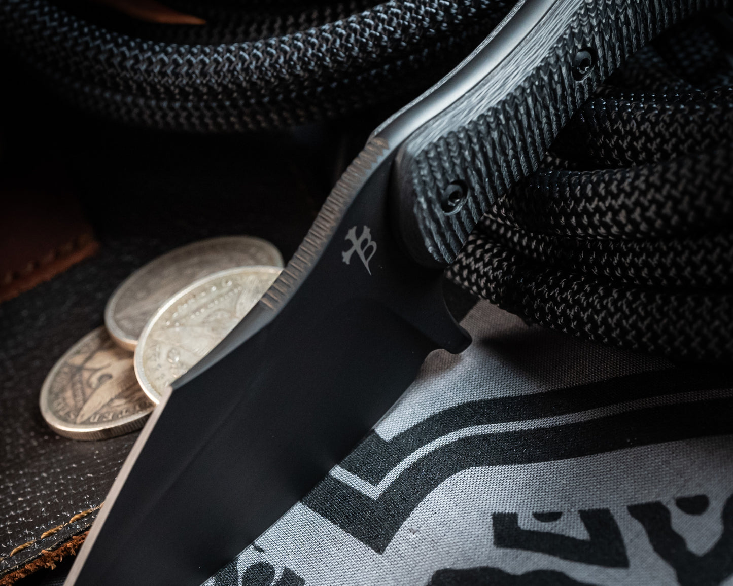 SRambit Black PVD 3.6" Blade w/ Carbon Fiber Handle