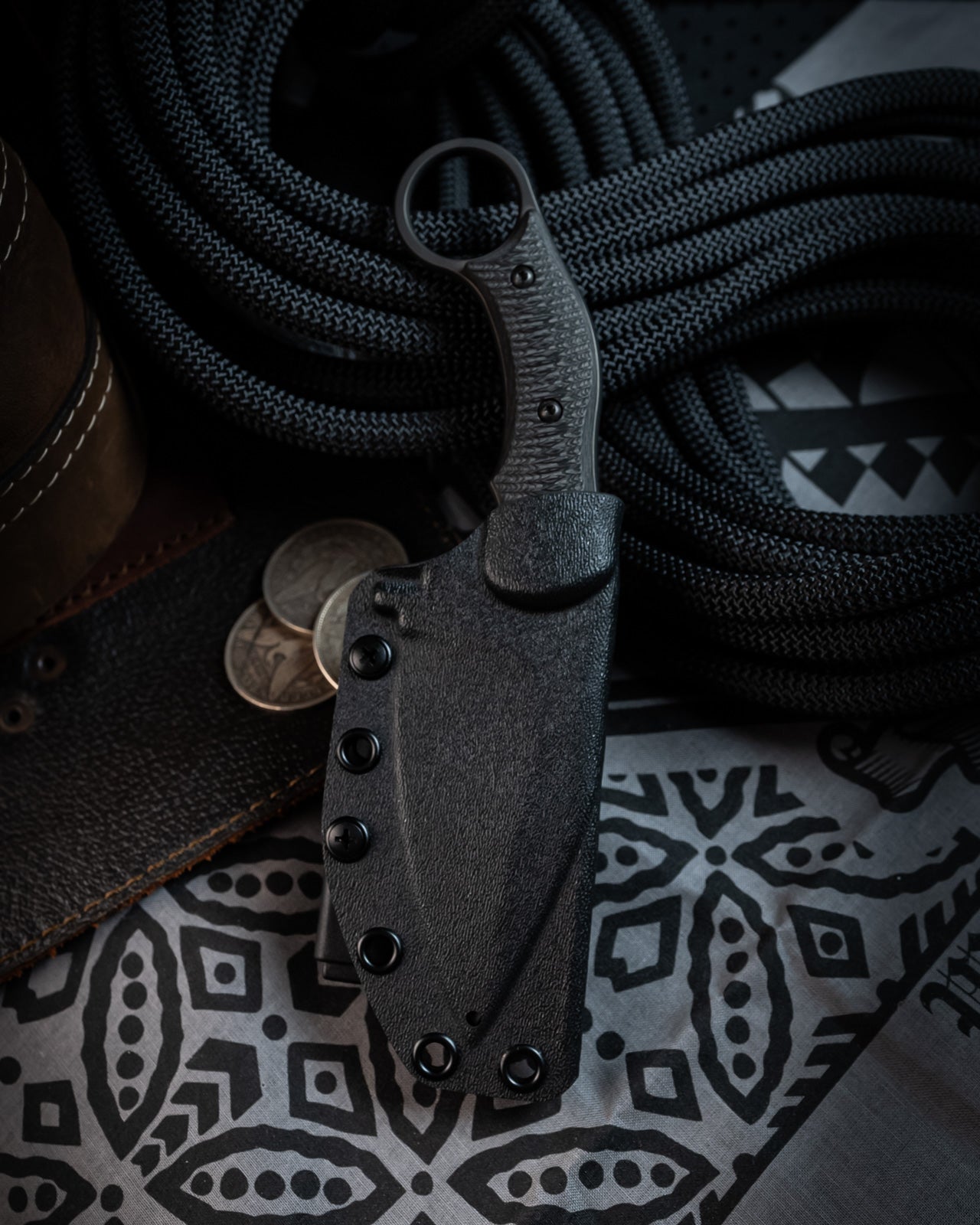 SRambit Black PVD 3.6" Blade w/ Carbon Fiber Handle