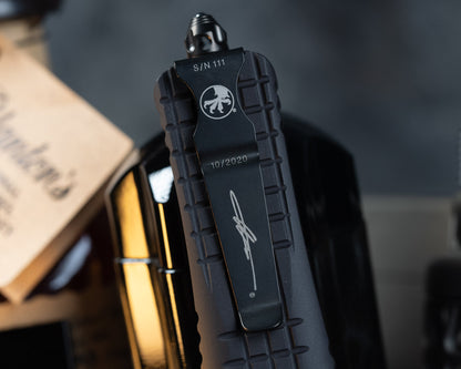 Microtech Combat Troodon D/E Delta Frag 142-1CT-DS Fluted DLC Standard DLC Hardware Nickel Boron Internals Signature Series - RK