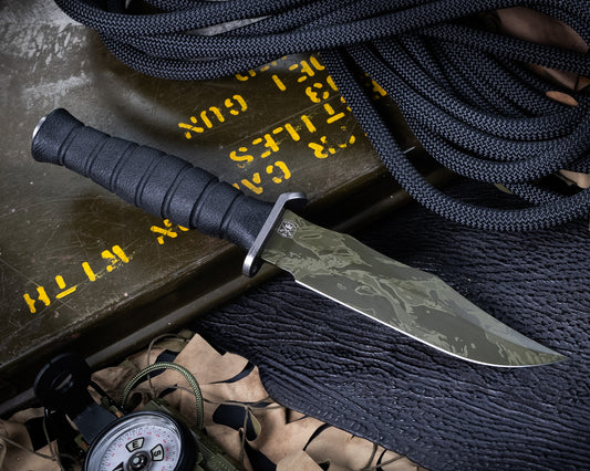 Defiant7 M320V Fixed Blade w/ Tiger Stripe Blade