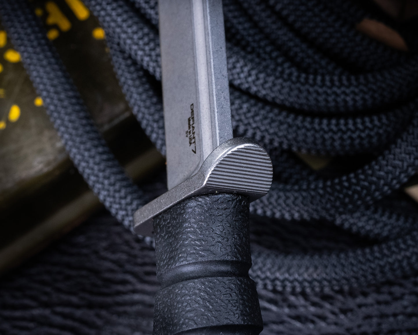 Defiant7 M320E Fixed Blade w/ Stonewashed Blade