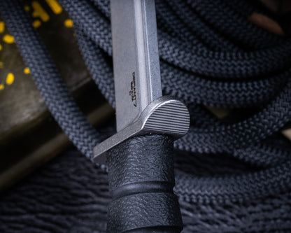 Defiant7 M320E Fixed Blade w/ Stonewashed Blade