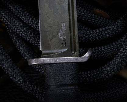 Defiant7 M320E Fixed Blade w/ Tiger Stripe Blade