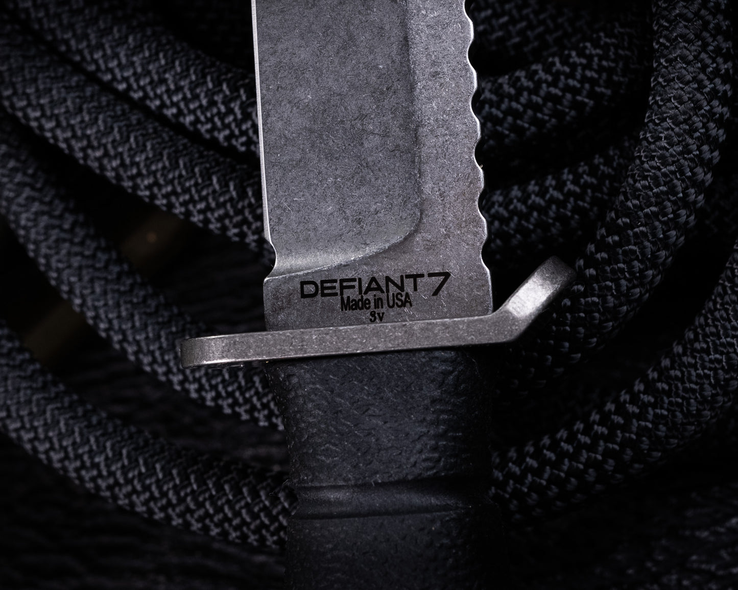 Defiant7 M320G Fixed Blade w/ Stonewashed Blade