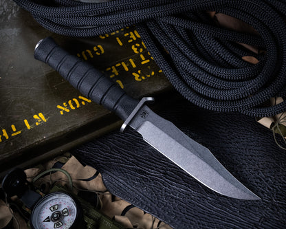 Defiant7 M320V Fixed Blade w/ Stonewash Blade