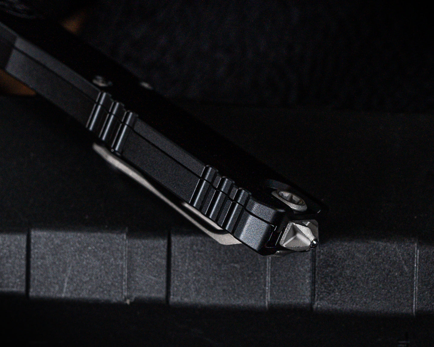 Microtech Ultratech Gen IV Black S/E Apocalyptic