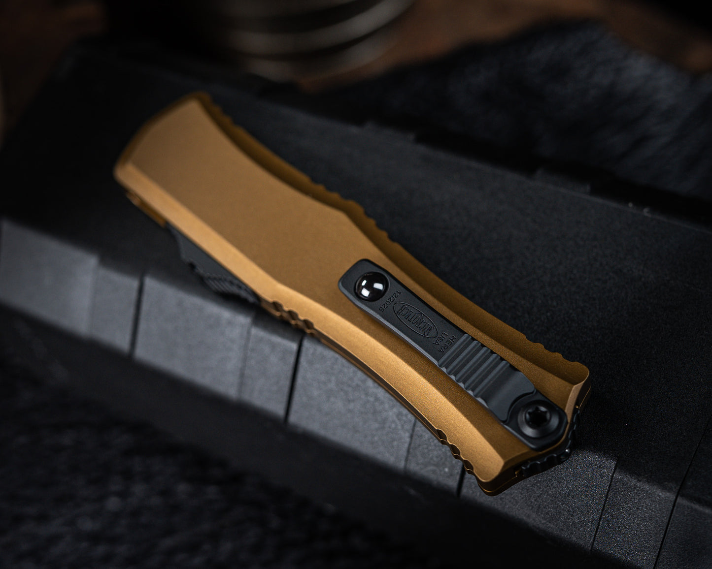 Microtech Hera II Mini Single Edge Tan Standard