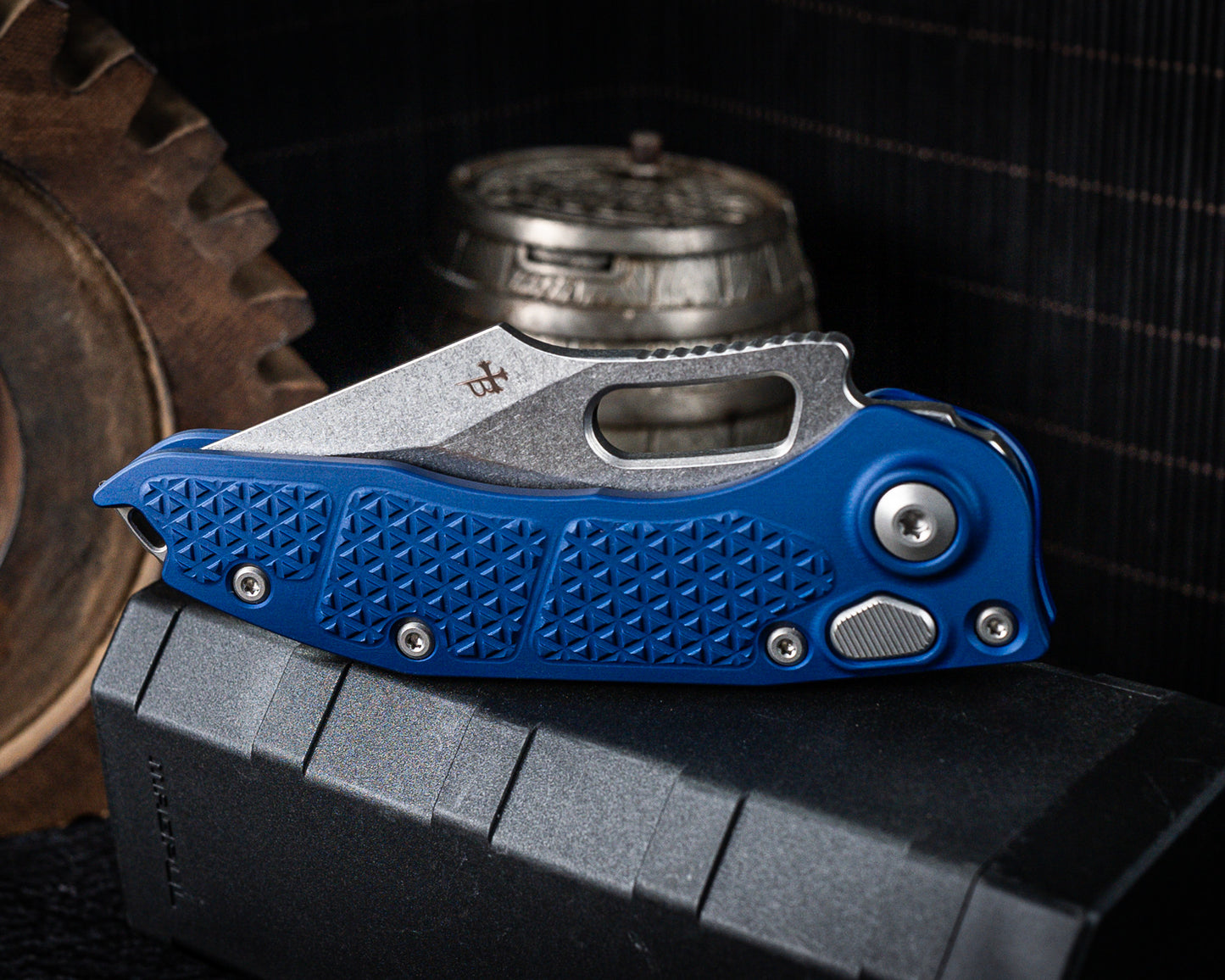 Microtech Stitch Auto Navy Single Edge Stonewash 3.75" Blade
