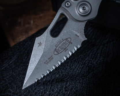 Stitch Automatic Apocalyptic Full Serrate Natural Clear Grey 3.75" Blade