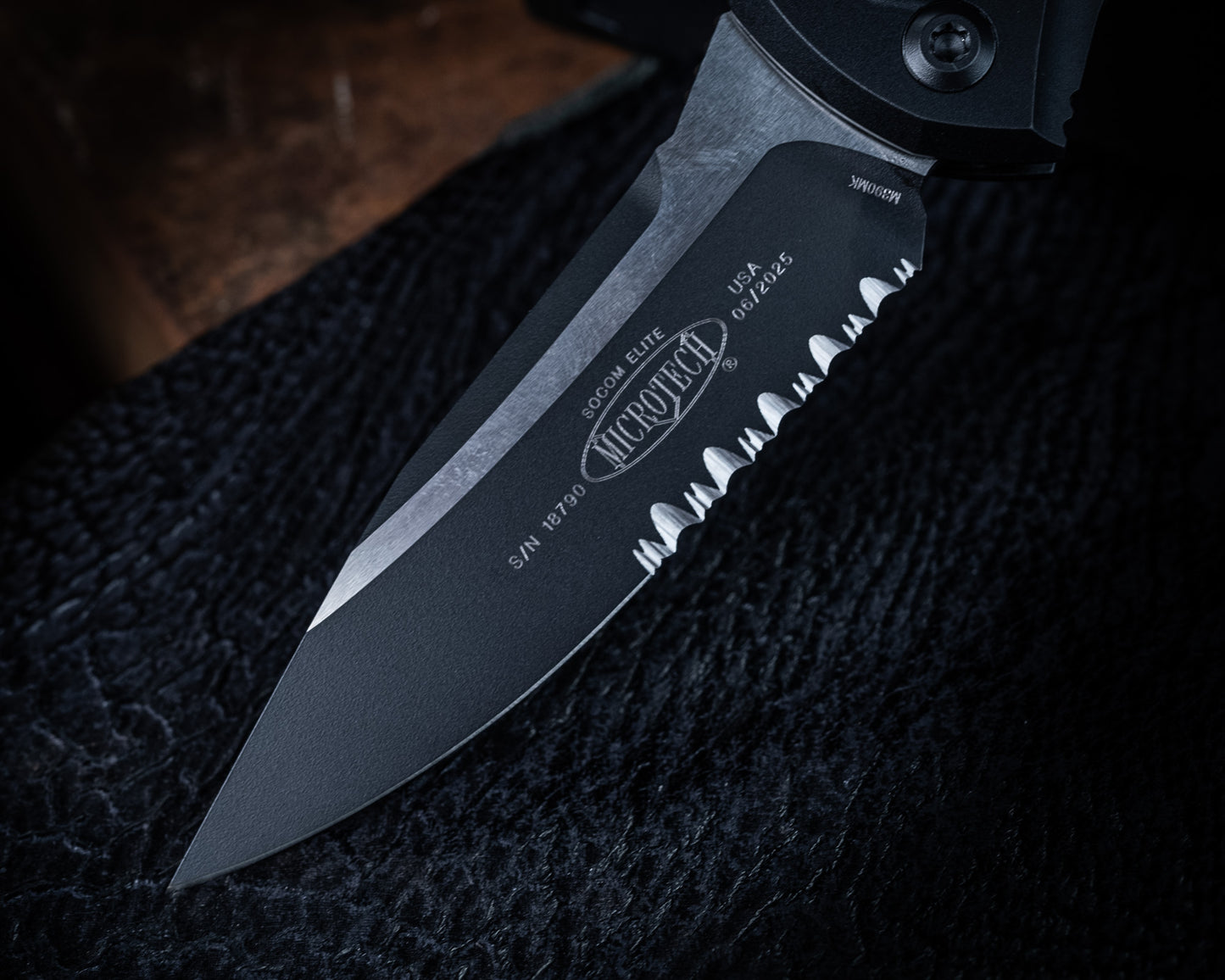 Socom Elite Auto Tactical Partial Serrated
