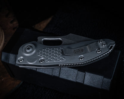 Stitch Automatic Apocalyptic Full Serrate Natural Clear Grey 3.75" Blade