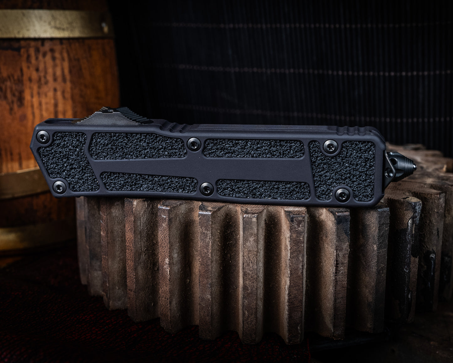 Microtech Scarab II D/E Gen III D/E Shadow DLC Full Serrated