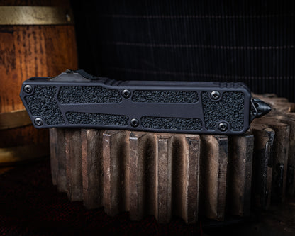 Microtech Scarab II D/E Gen III D/E Shadow DLC Full Serrated