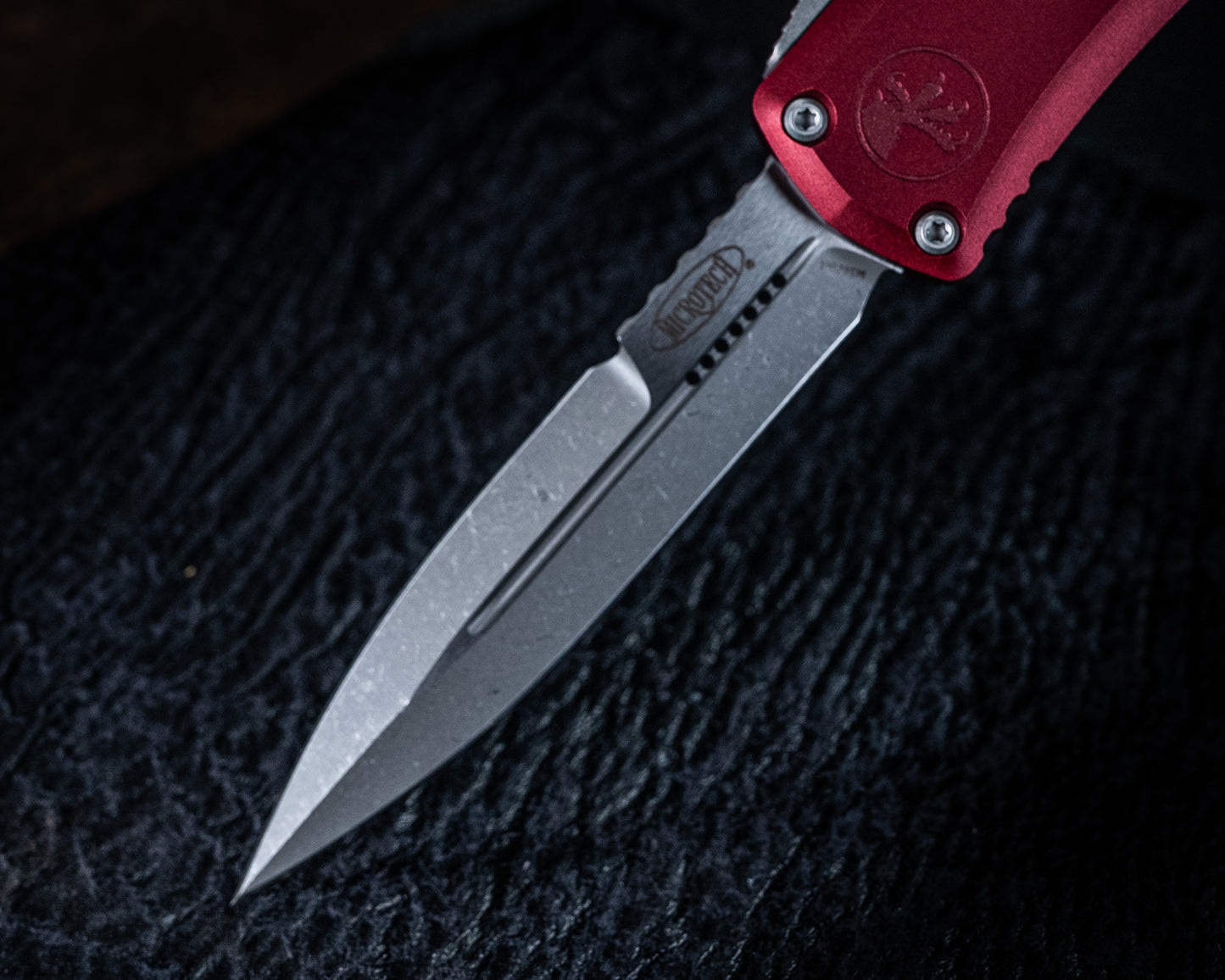 Microtech Hera II Mini Bayonet Merlot Apocalyptic Standard