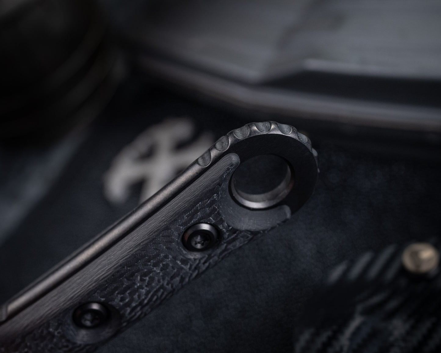 Microtech SBK Signature Series DLC 5" Blade w/ Carbon Fiber Handles